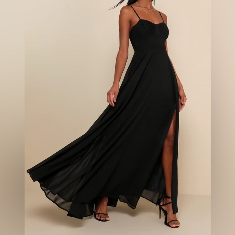 Lulu's Cause for Commotion Black Pleated Bustier Maxi Dress